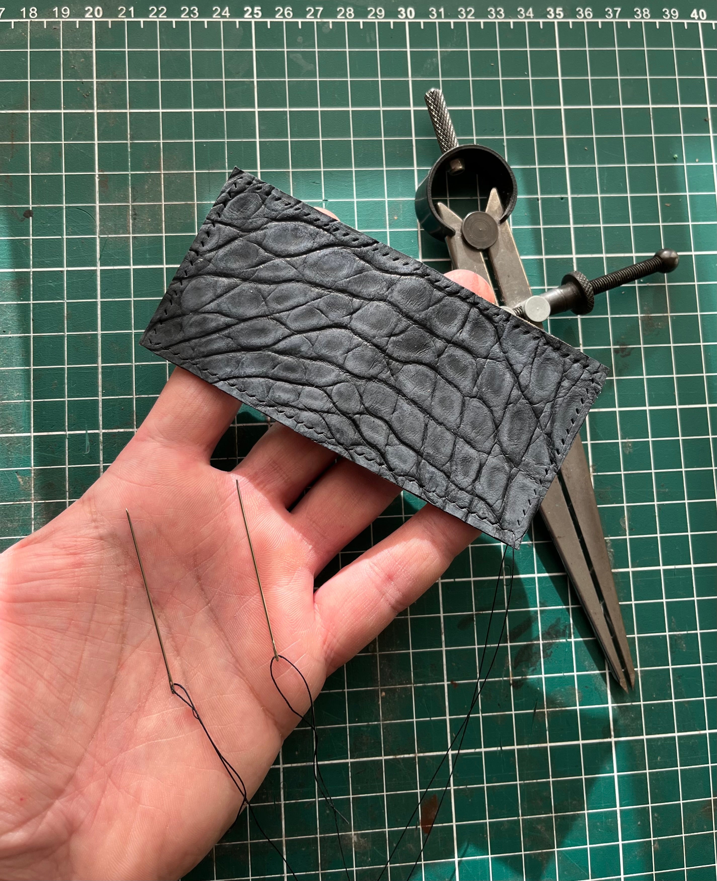 Handmade Nubuck Crocodile Leather Magnetic Money Clip