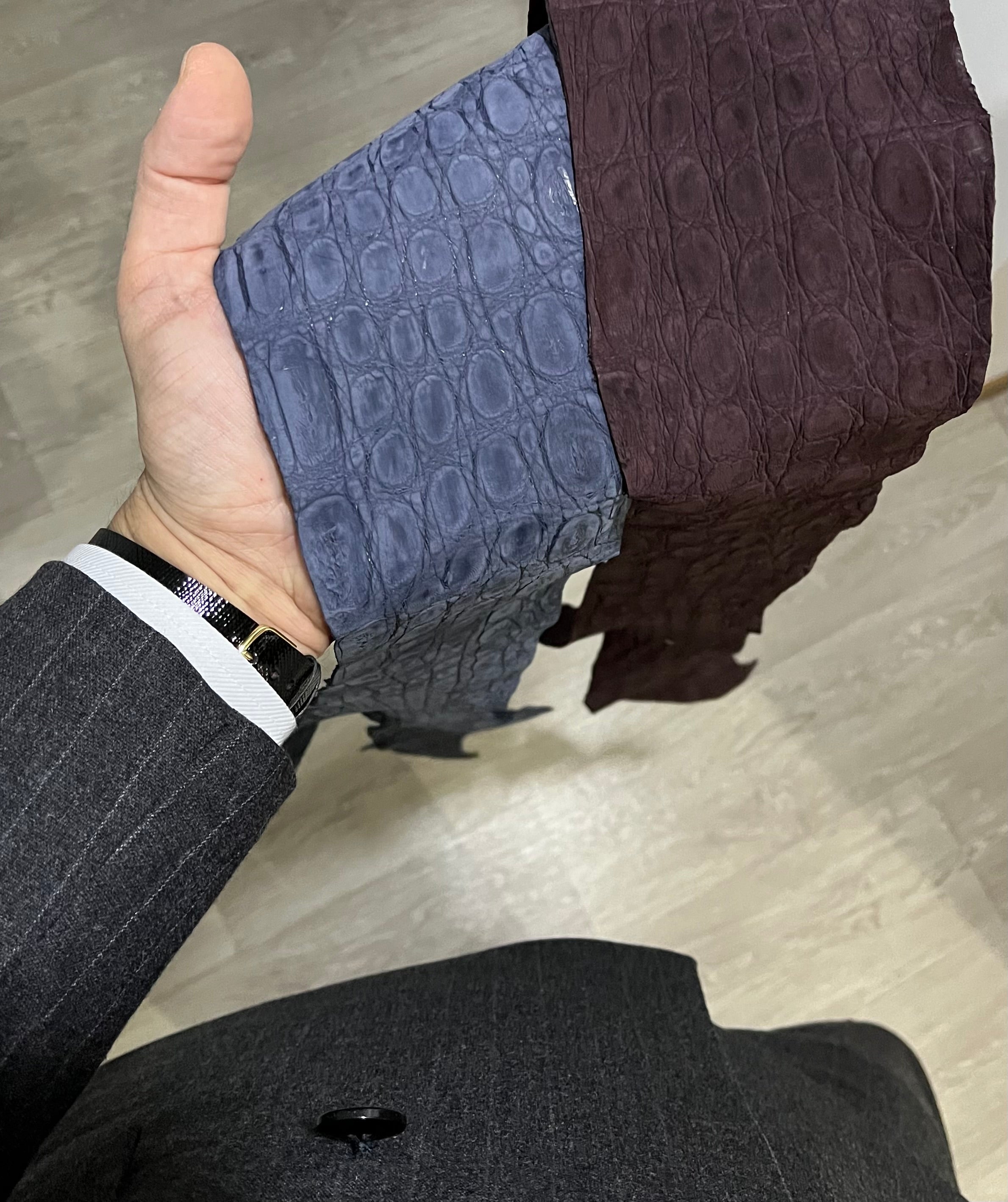 Handmade Nubuck Crocodile Leather Magnetic Money Clip