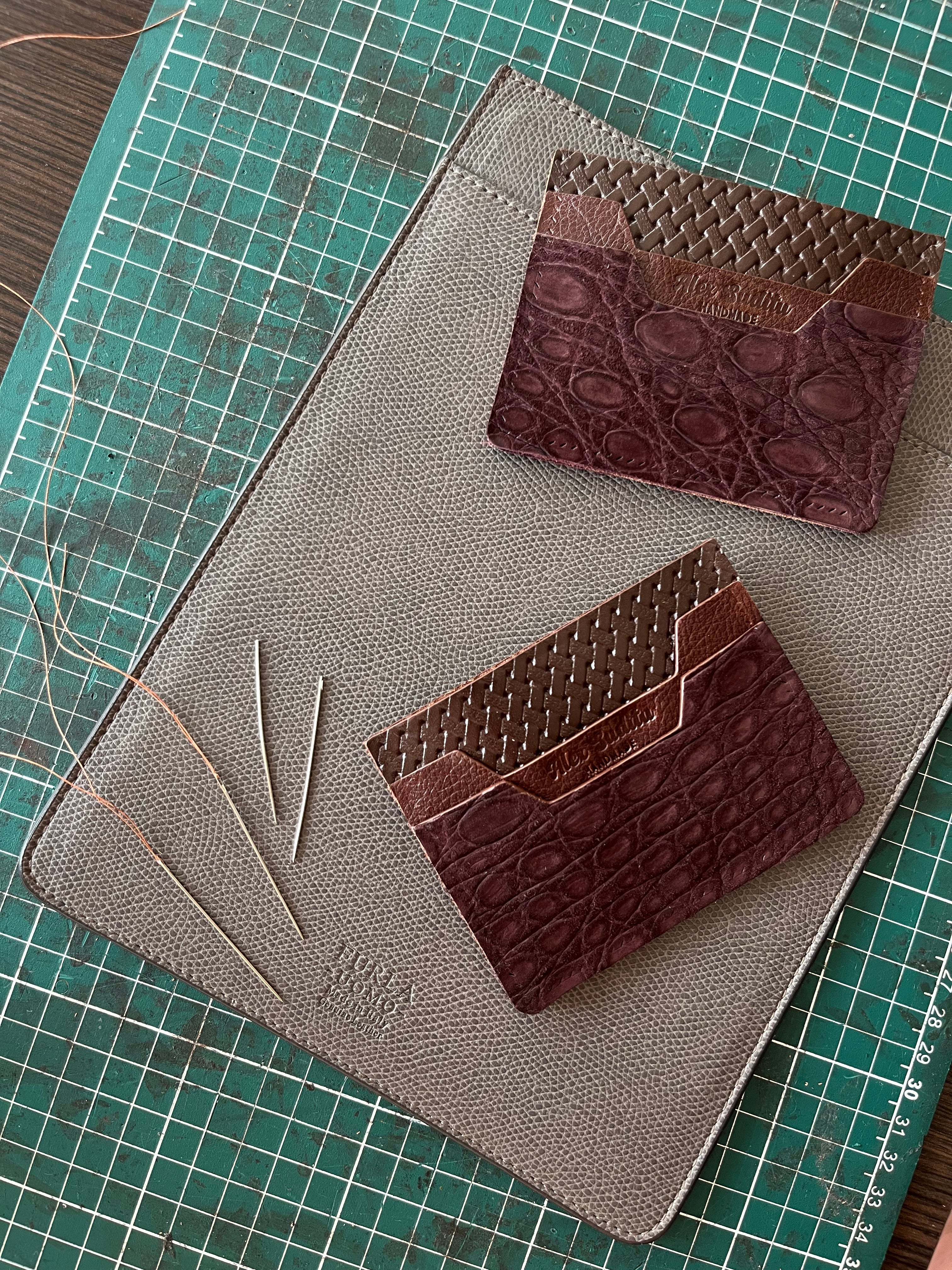Handmade Nubuck Crocodile & Togo Leather Cardholder
